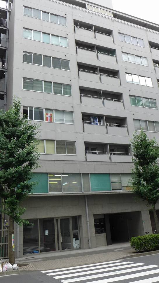 東京